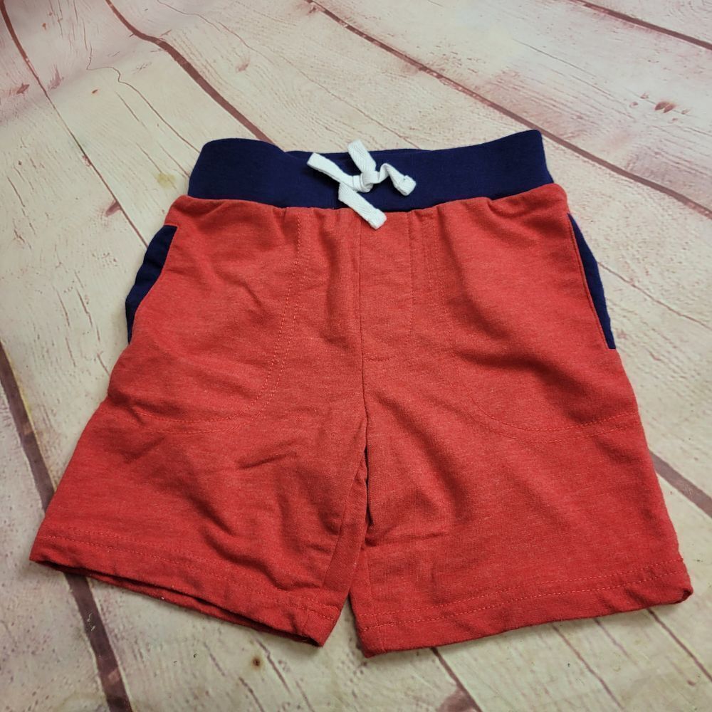 Spiderman shorts 3T